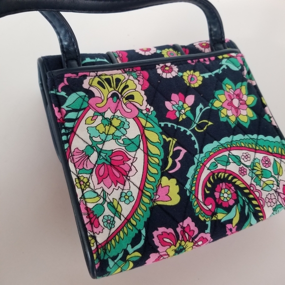 Vera Bradley Crossbody Wallet - Picture 5 of 5